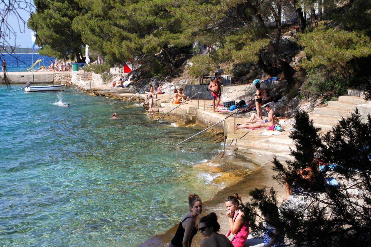 Apartments With A Parking Space Sali, Dugi Otok - 8181 Экстерьер фото